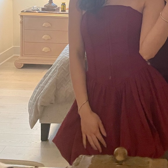 Size small, used only once corset dress - Picture 2 of 2